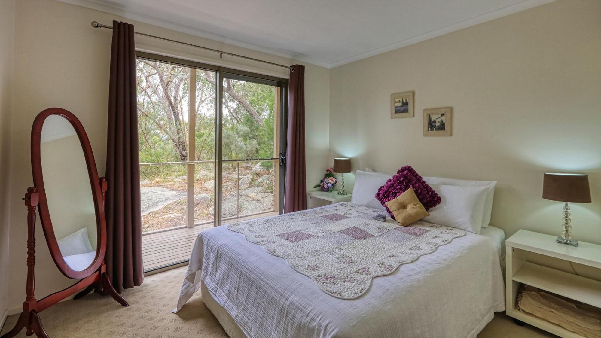 31 The Rocks Bed & Breakfast Stanthorpe Oda fotoğraf
